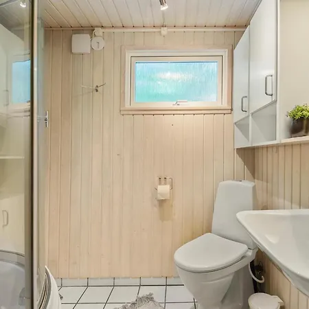 3 Bedroom Beautiful In *